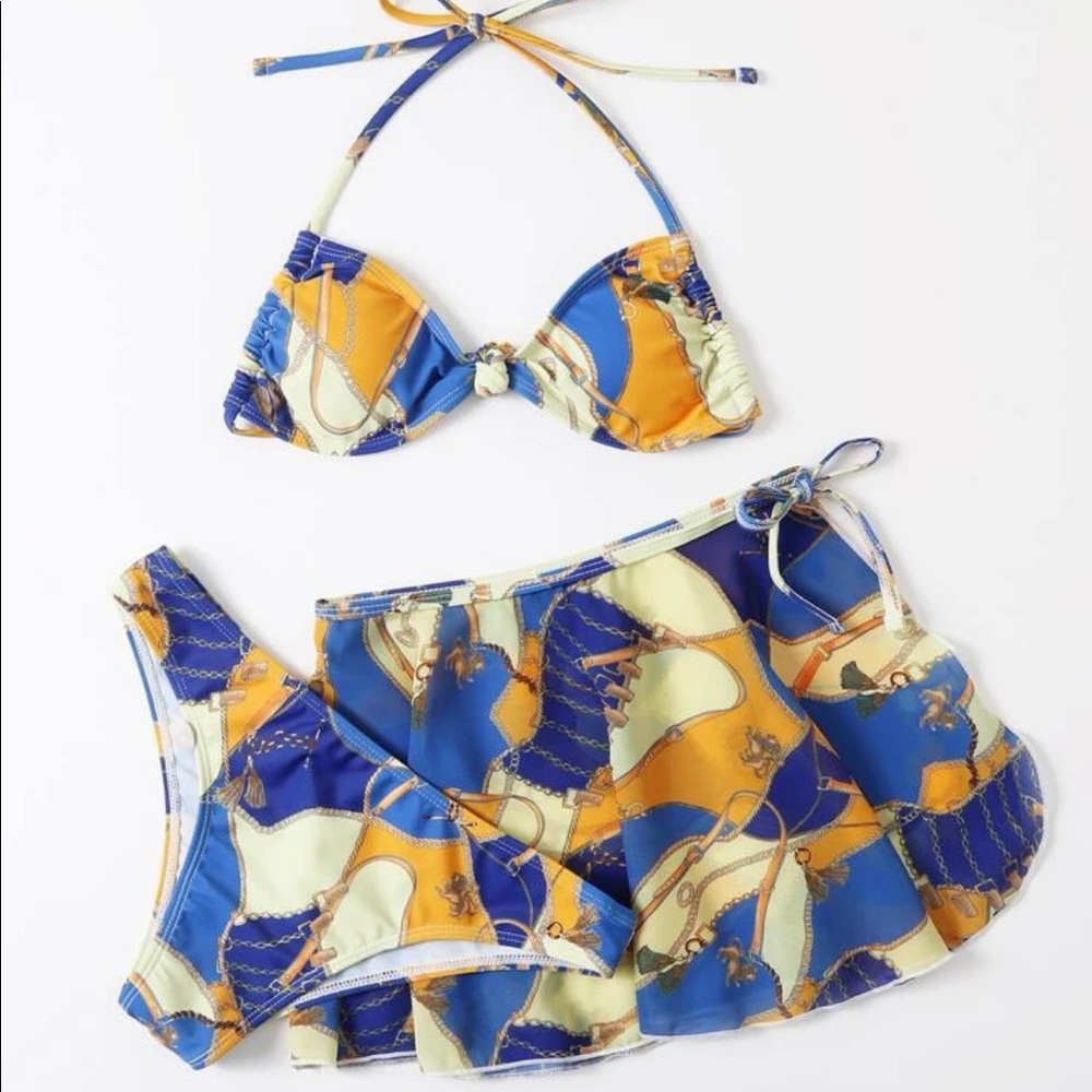 Womens Chain pattern Bikini - Picture 2 of 3